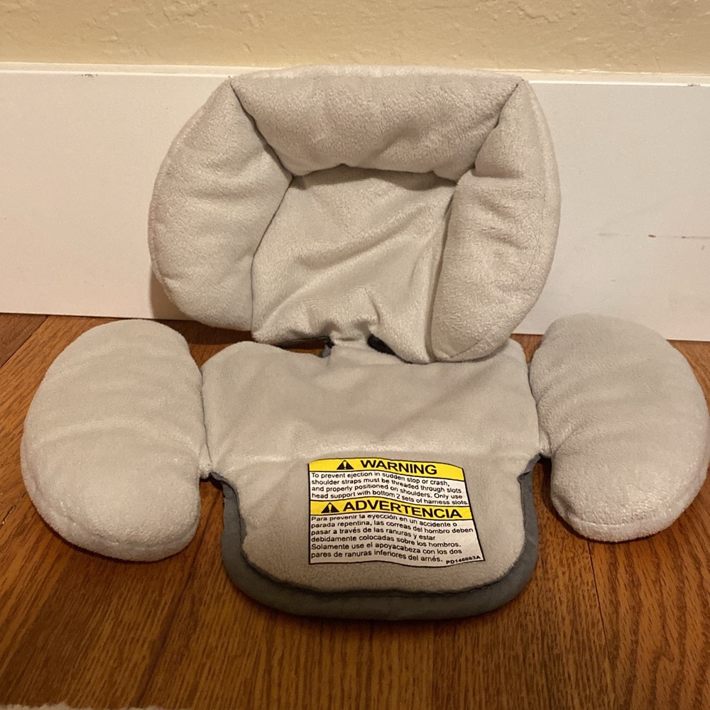 Graco infant car seat insert